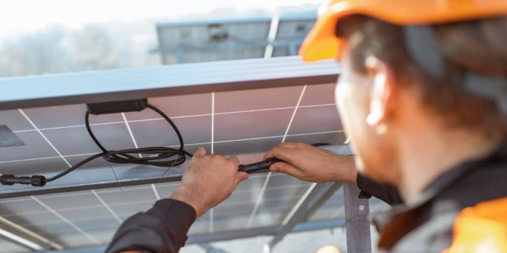 Solar Panel Maintenance for Floating Systems: What You Need to Inspect, Clean, and Monitor