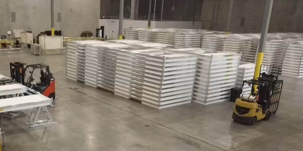 AccuSolar builds a stronger US solar supply chain with American-sourced materials, reliable floating solar solutions, and job creation.